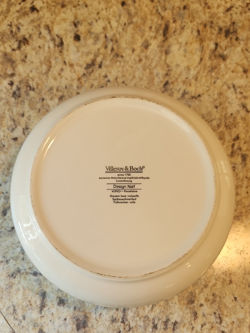 Villeroy And Boch Design Naif Serving Bowl - Picture 6 of 9